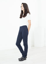 Load image into Gallery viewer, Easy Slim Pant in Navy
