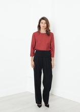 Load image into Gallery viewer, Pleated Waistband Trouser in Black