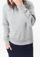 Load image into Gallery viewer, Loopwheeler Sweatshirt in Grey