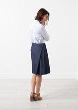 Load image into Gallery viewer, Side Pleat Skirt