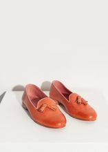 Load image into Gallery viewer, Leather Loafer in Rose